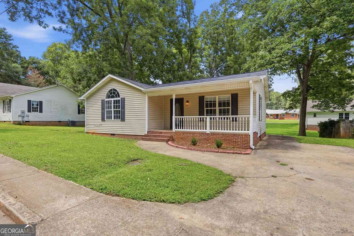 Homes For Sale - 100 Depot Street<br/> Buchanan, GA 30113