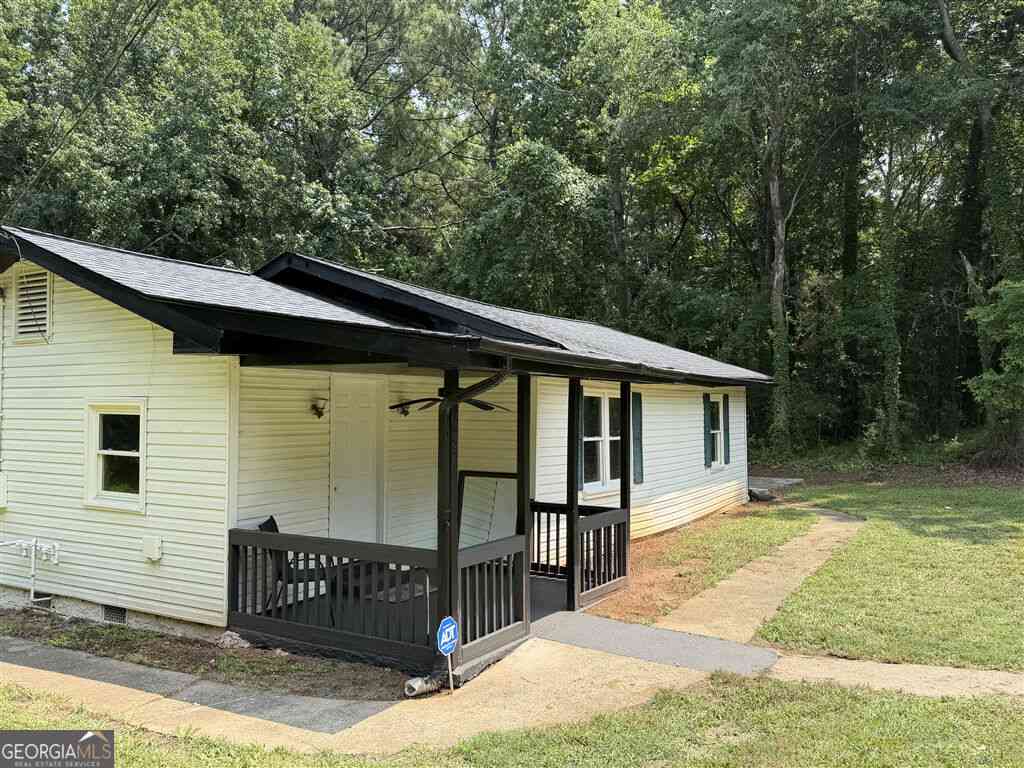 Homes For Sale - 4682 Highway 20 SE<br/> Conyers, GA 30013