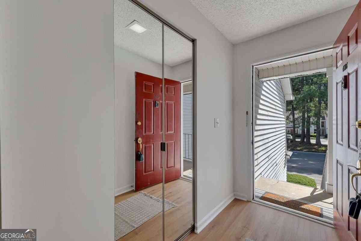Condo For Sale - 4106 Whitehall Way<br/> Alpharetta, GA 30004