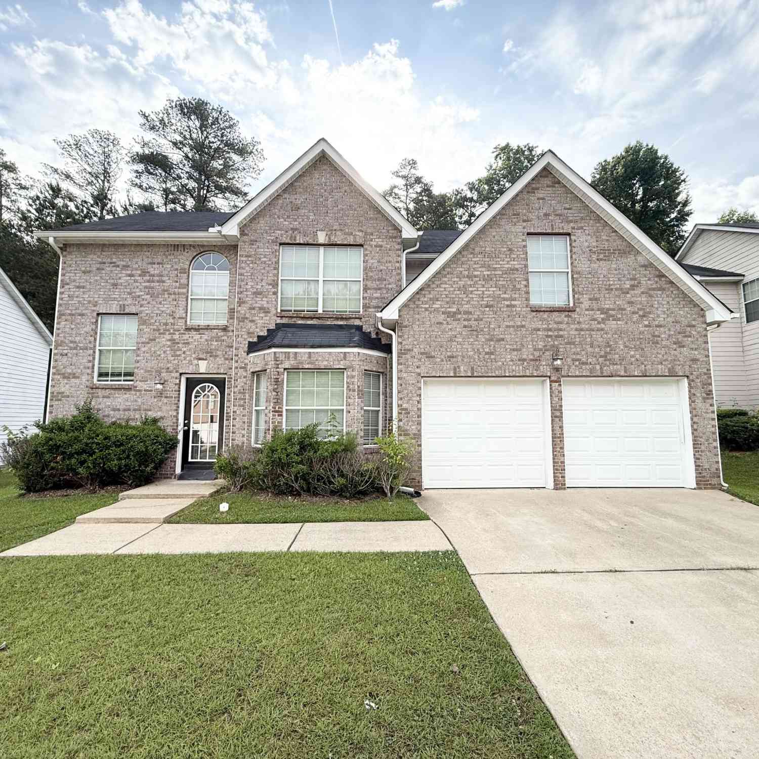Homes For Sale - 4691 Derby Loop<br/> Fairburn, GA 30213