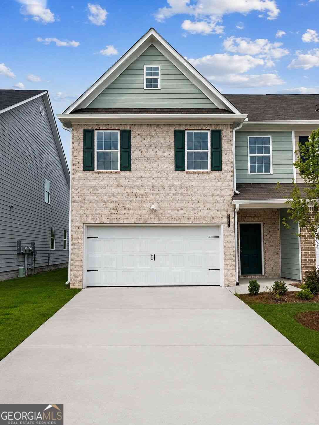 Townhouse For Sale - 2811 Fareed Street<br/> Douglasville, GA 30135