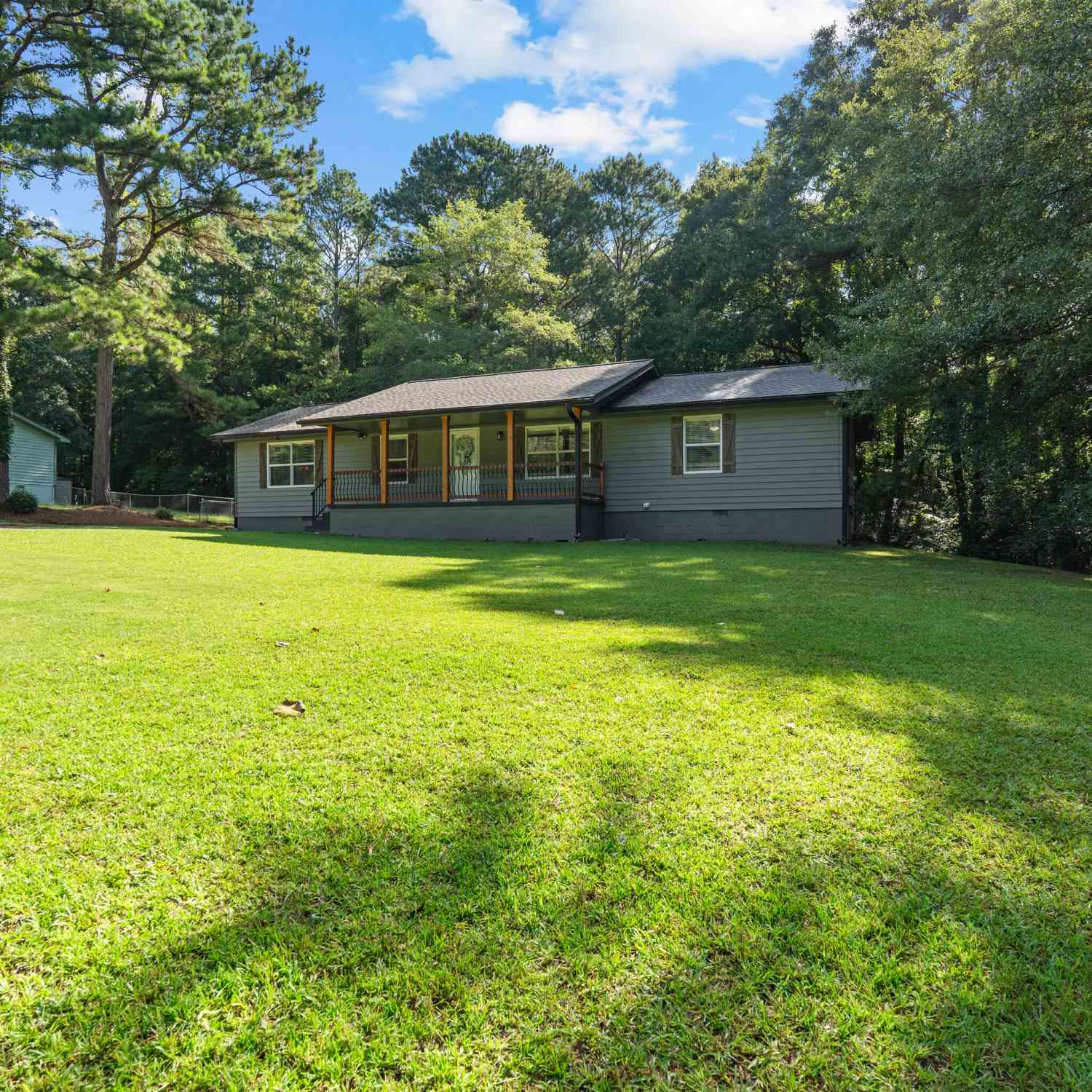 Homes For Sale - 147 Lincoln Street<br/> Hogansville, GA 30230