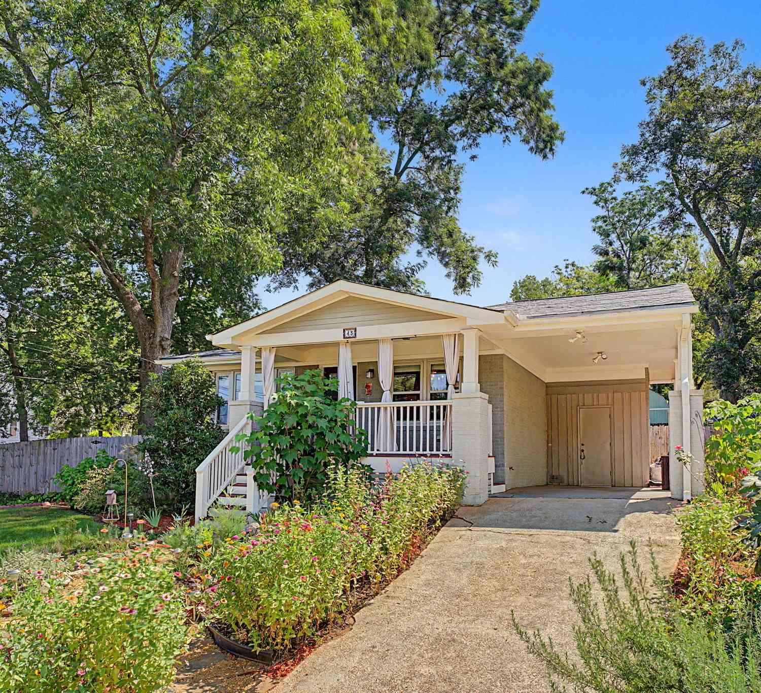Homes For Sale - 43 Aberdeen Street NE<br/> Dekalb County, Atlanta, GA 30307