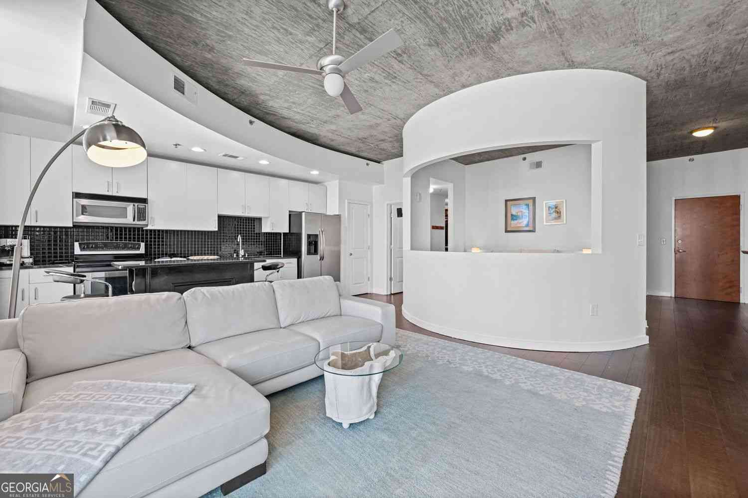 Condo For Sale - 250 Pharr Road NE #1304<br/> Atlanta, GA 30305