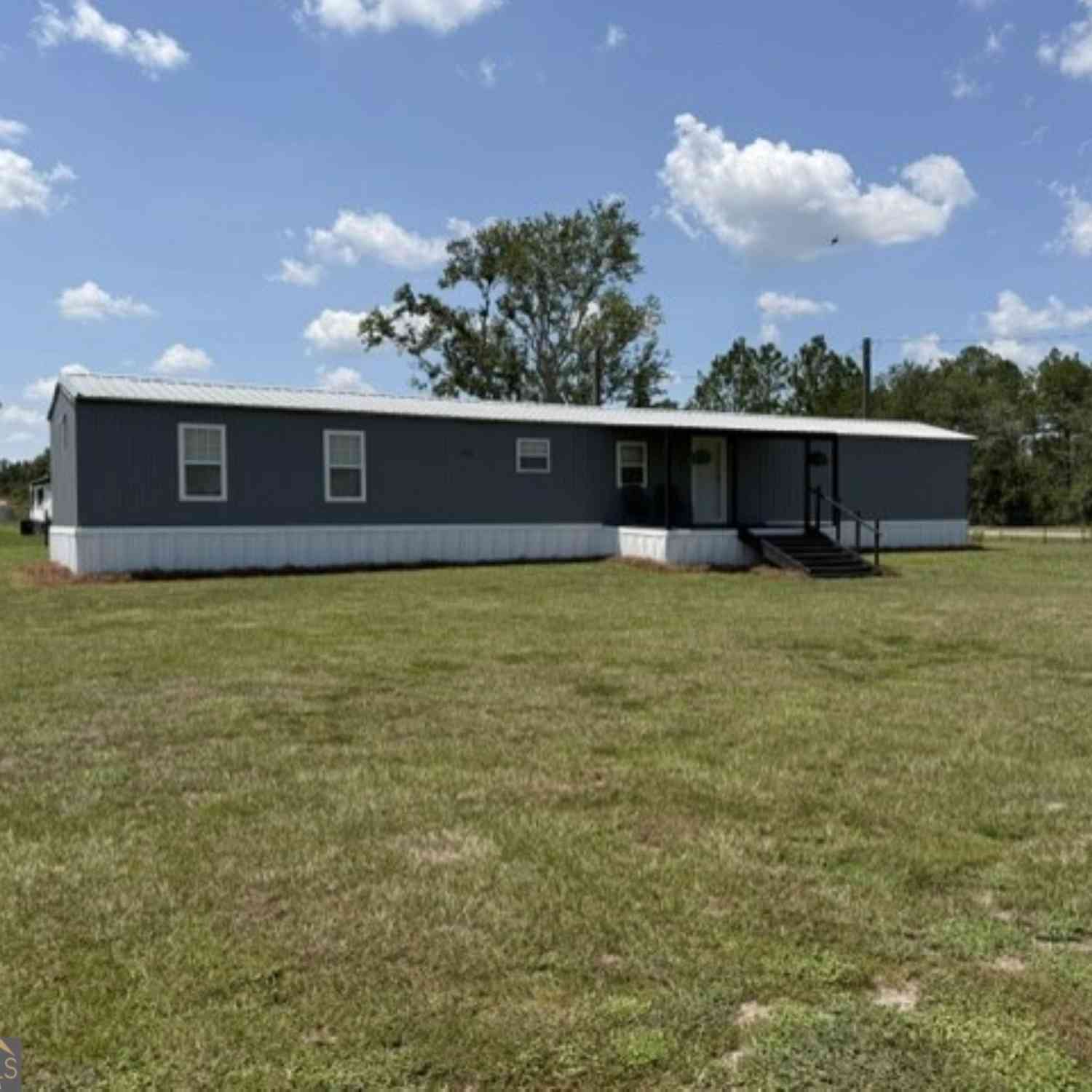 Homes For Sale - 264 Cuttings Loop Road<br/> Homerville, GA 31634