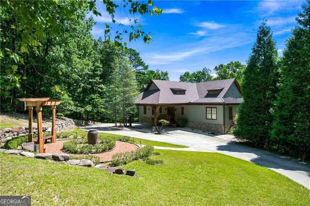 Homes For Sale - 109 Lakewood Drive<br/> Waleska, GA 30183