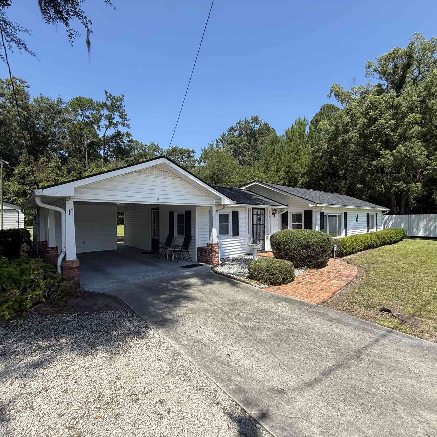 Homes For Sale - 209 Bradwell Street<br/> Hinesville, GA 31313