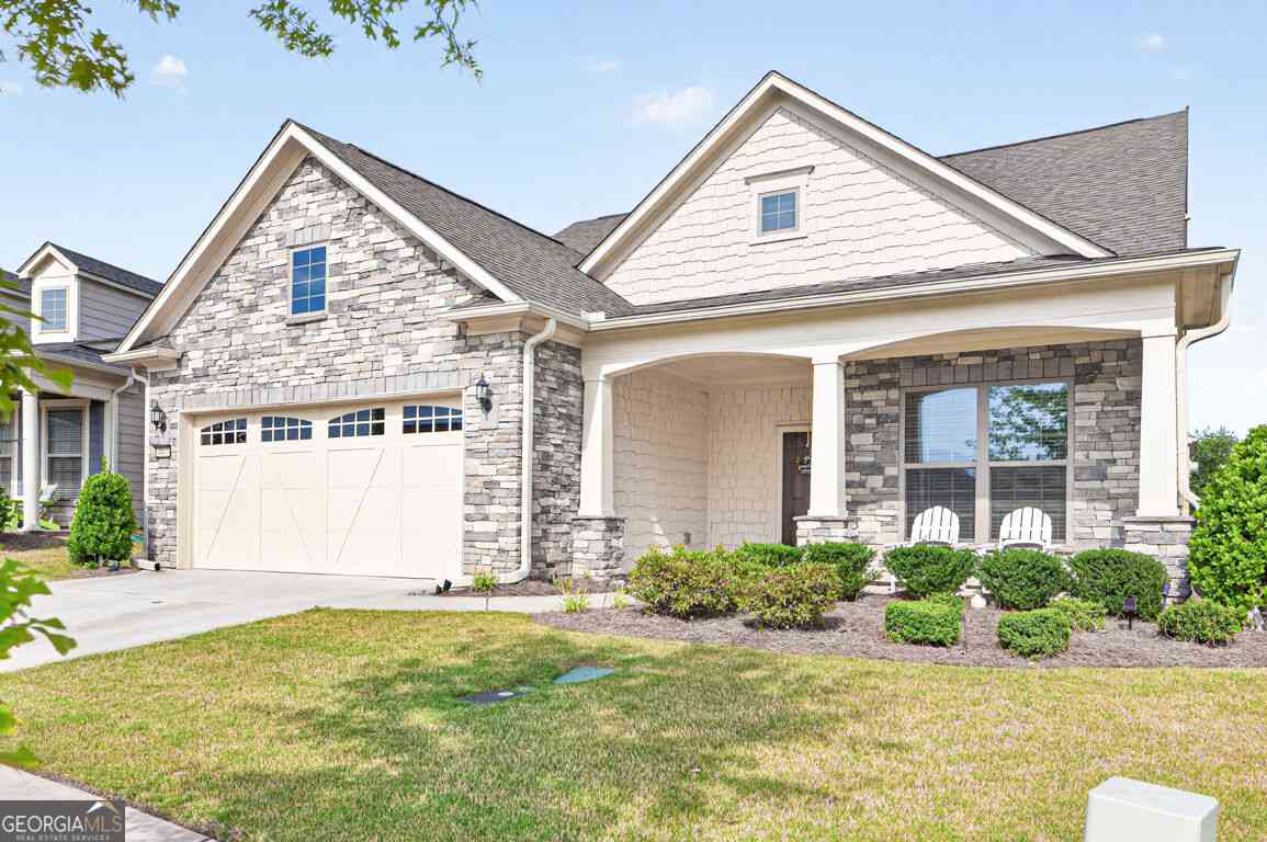 Homes For Sale - 4961 Adler Court<br/> Hoschton, GA 30548