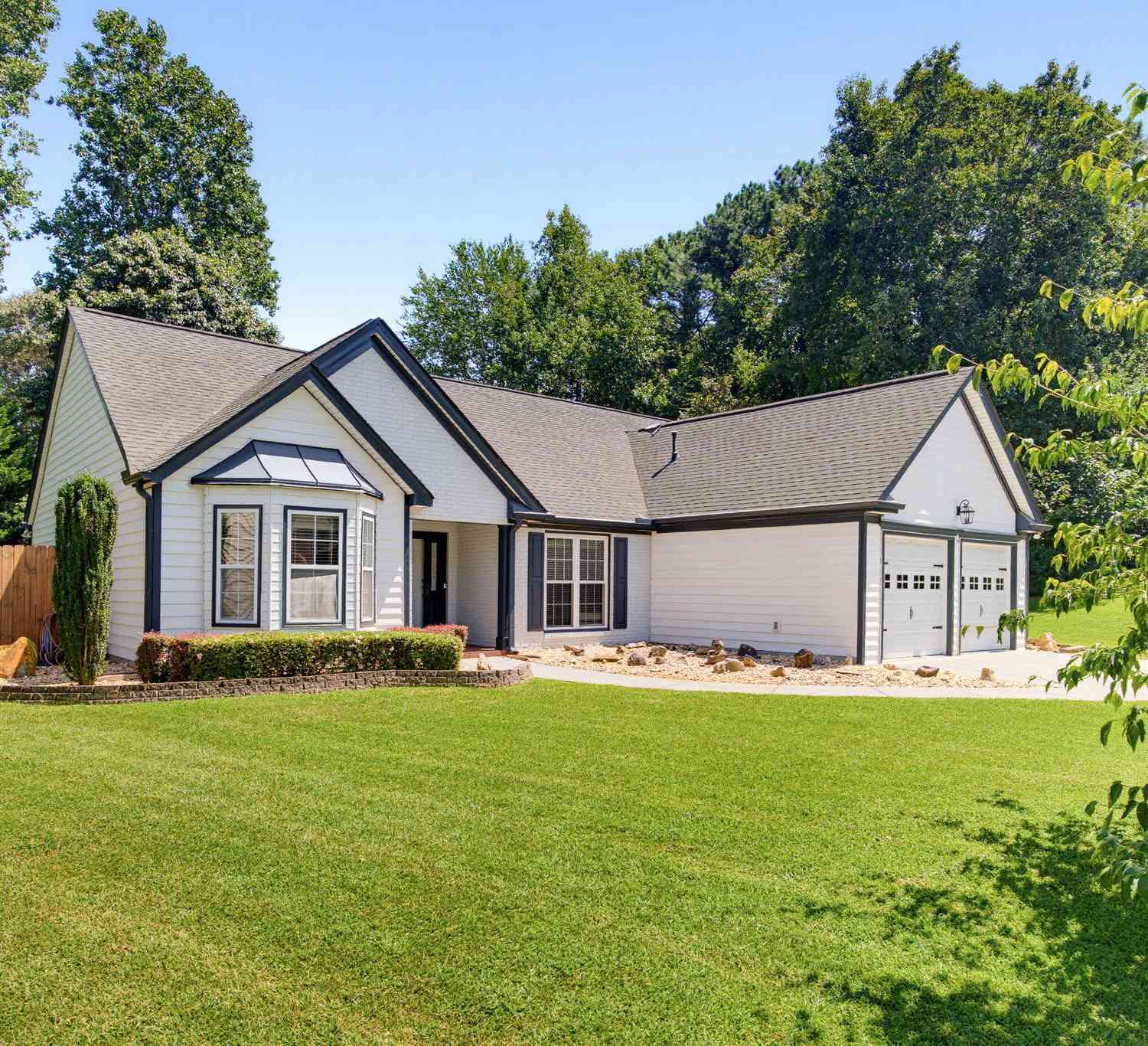 Homes For Sale - 187 Fallow Lane<br/> Acworth, GA 30101