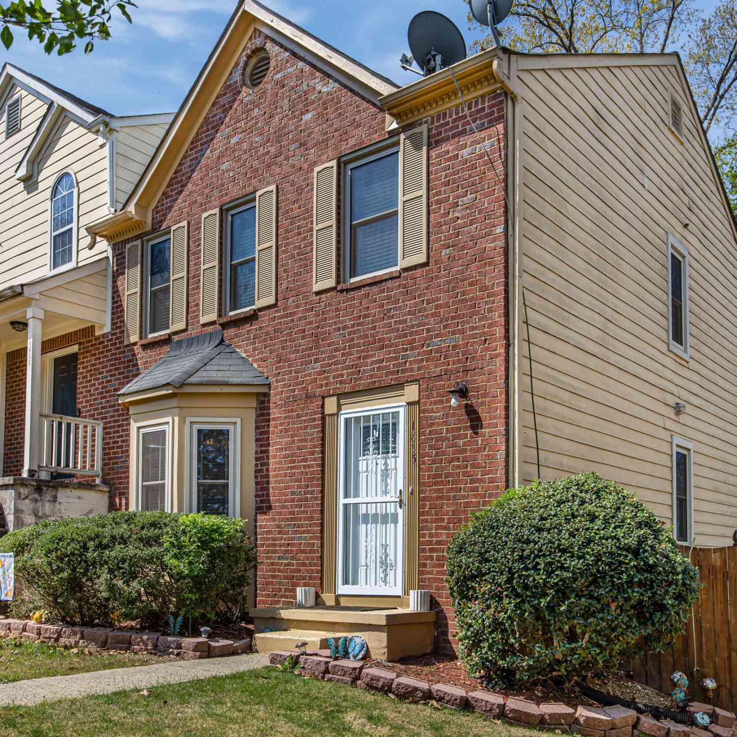 Townhouse For Sale - 1835 Barrington Overlook<br/> Marietta, GA 30066