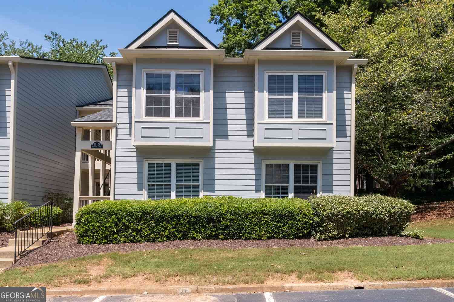 Condo For Sale - 27 Doranne Court SE #27<br/> Smyrna, GA 30080