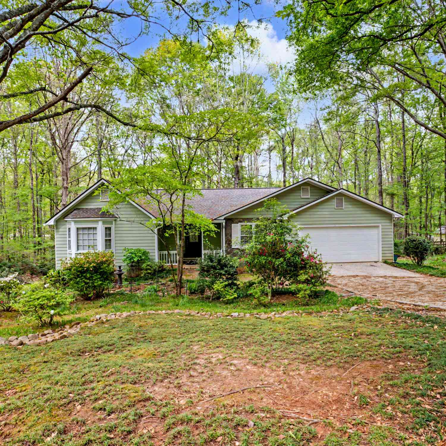Homes For Sale - 130 Watertown Way<br/> Fayetteville, GA 30215