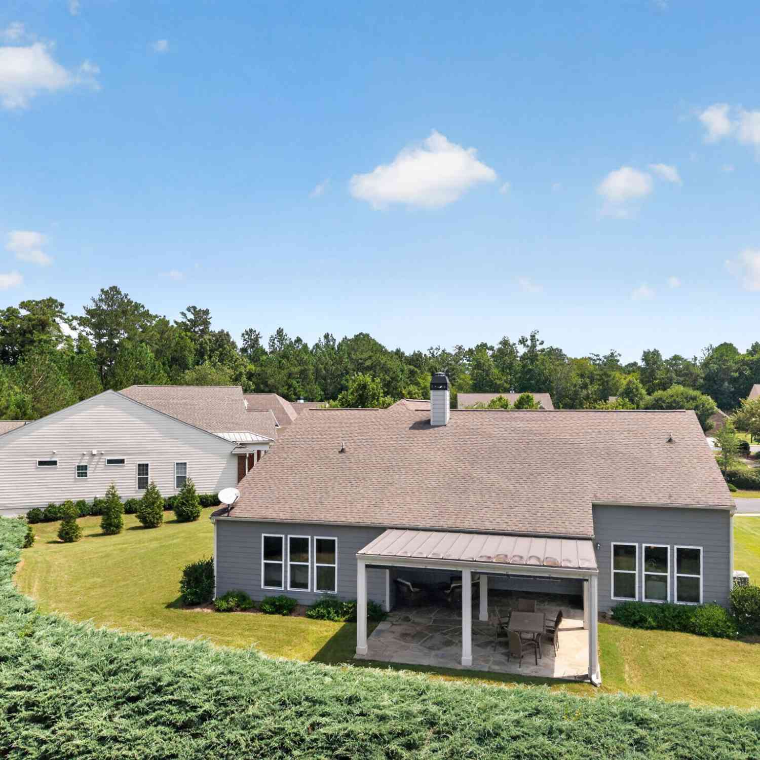 Homes For Sale - 1111 Lakefront Court<br/> Greensboro, GA 30642