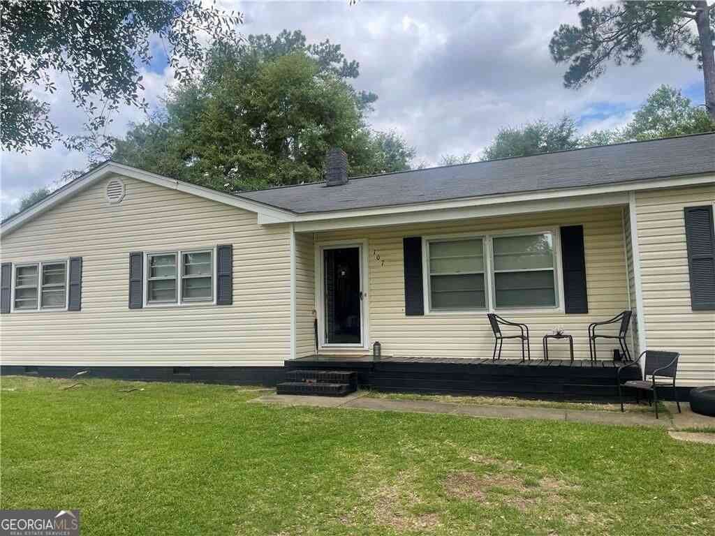 Homes For Sale - 107 N Ingleside Drive<br/> Albany, GA 31707
