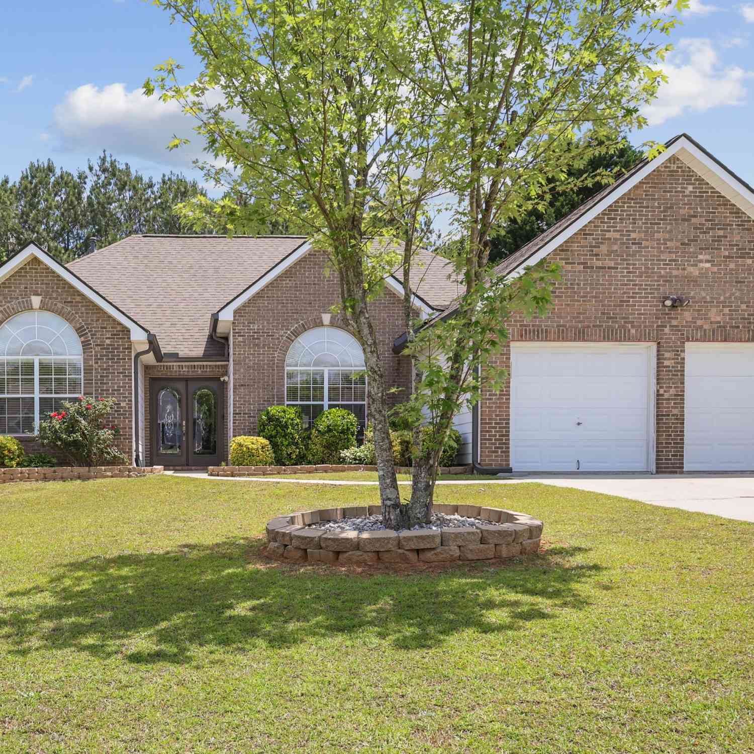 Homes For Sale - 6827 Hill Creek Cove<br/> Dekalb County, Lithonia, GA 30058
