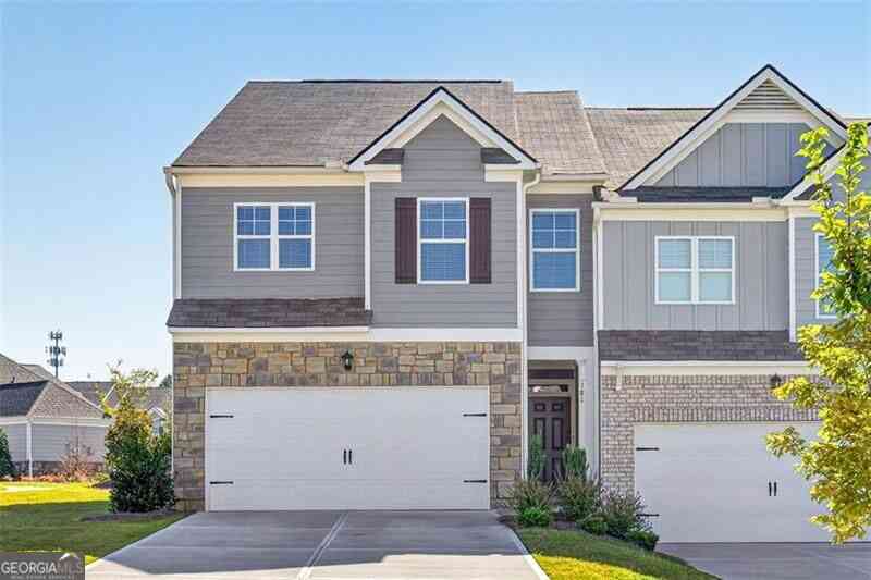 Townhouse For Sale - 181 Deerberry Drive<br/> Jasper, GA 30143