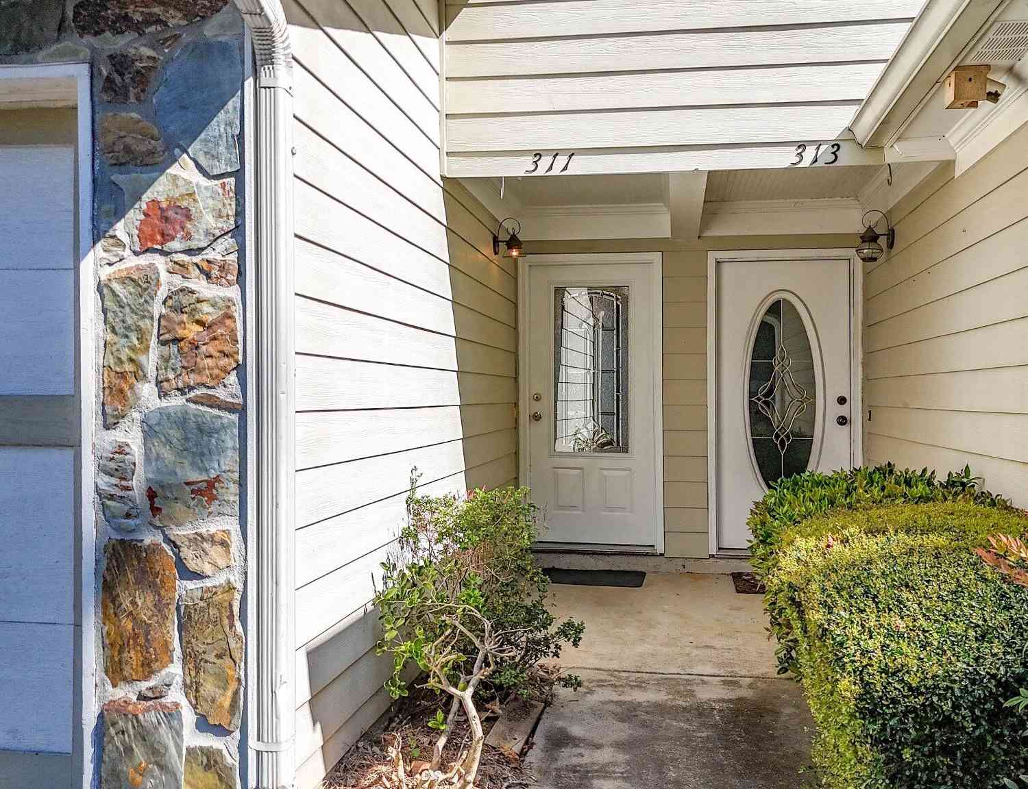 Townhouse For Sale - 311 Brookside Way<br/> Canton, GA 30114
