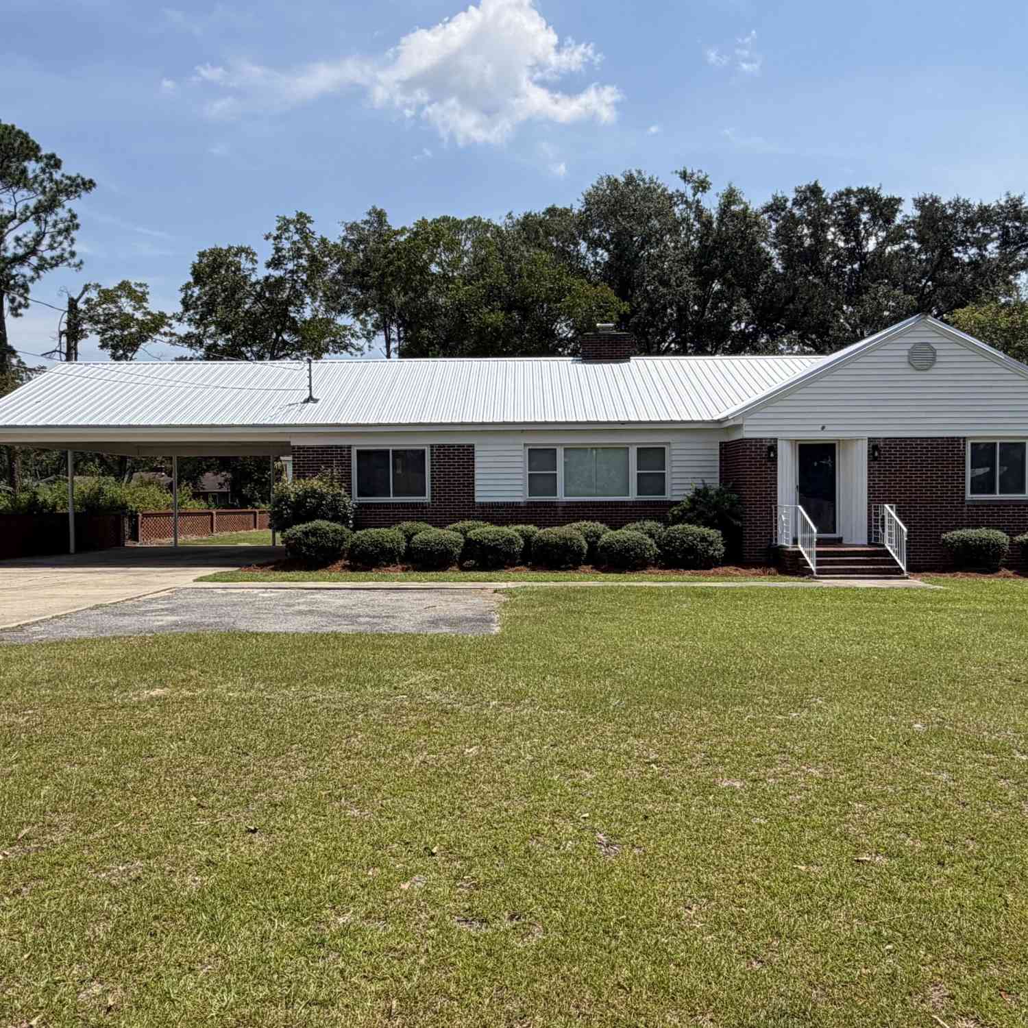 Homes For Sale - 380 N Lexington Street<br/> Lyons, GA 30436