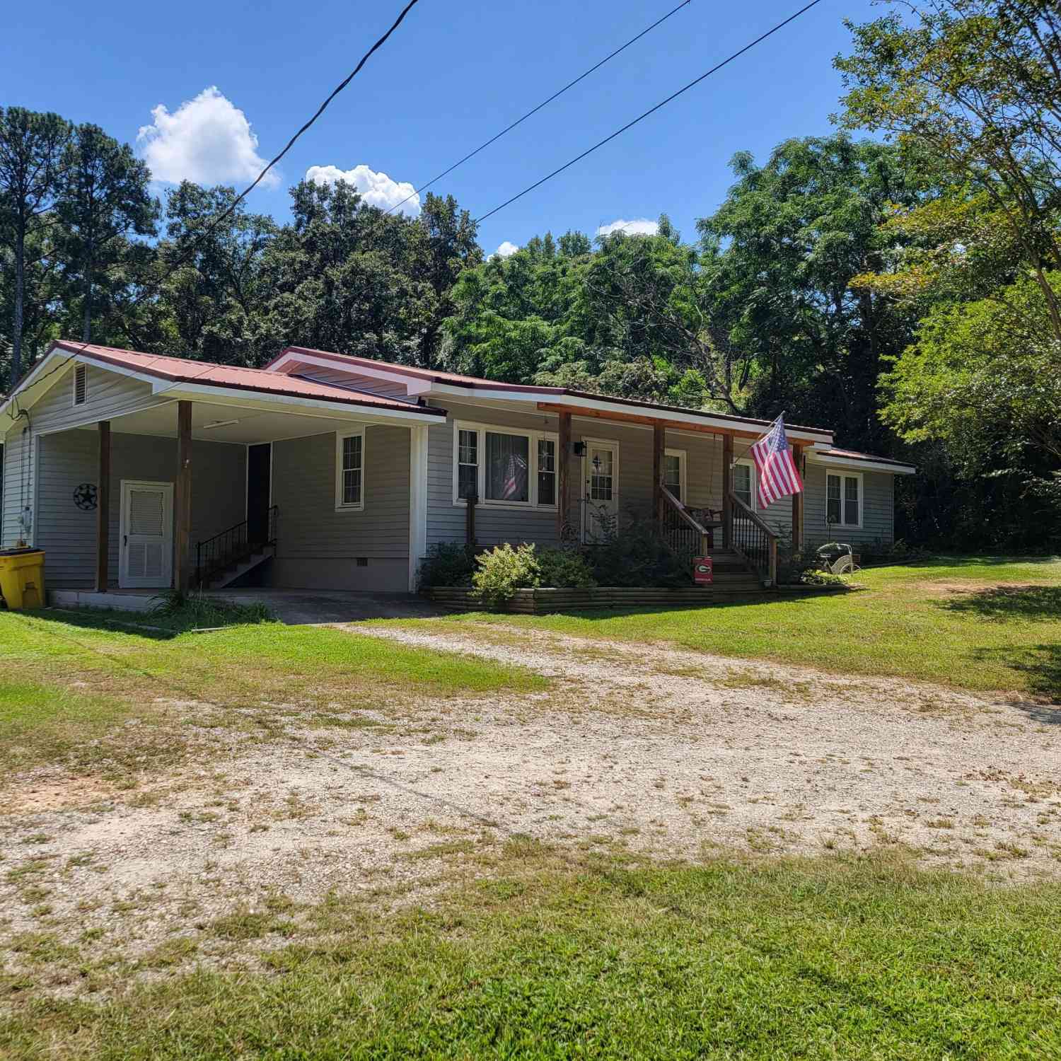 Homes For Sale - 1131 E Main Street<br/> Hogansville, GA 30230