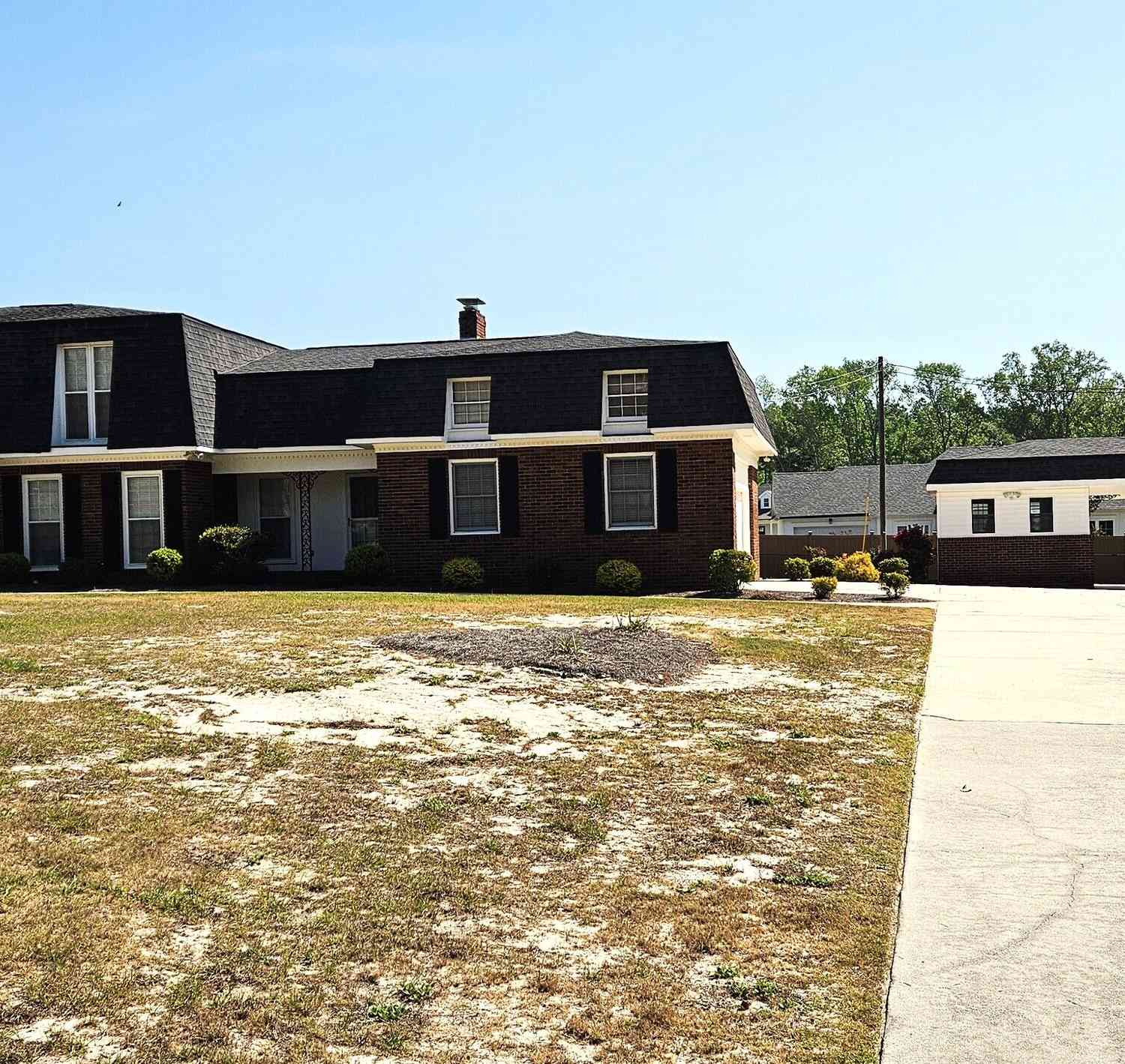 Homes For Sale - 402 Brannen Drive<br/> Statesboro, GA 30458