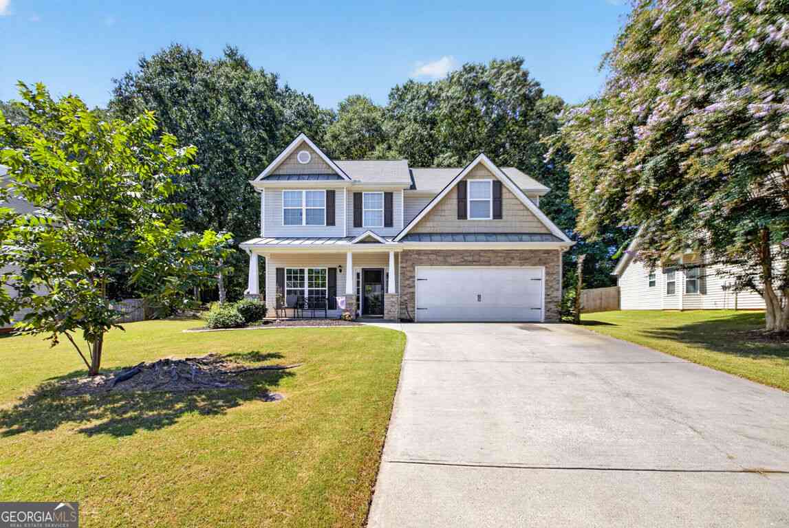Homes For Sale - 35 Amherst Drive<br/> Winder, GA 30680