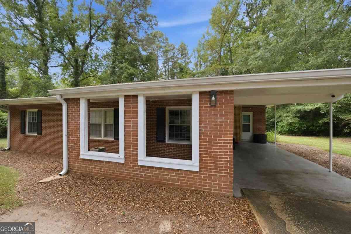 Homes For Sale - 1500 Wesleyan Drive<br/> Macon, GA 31210