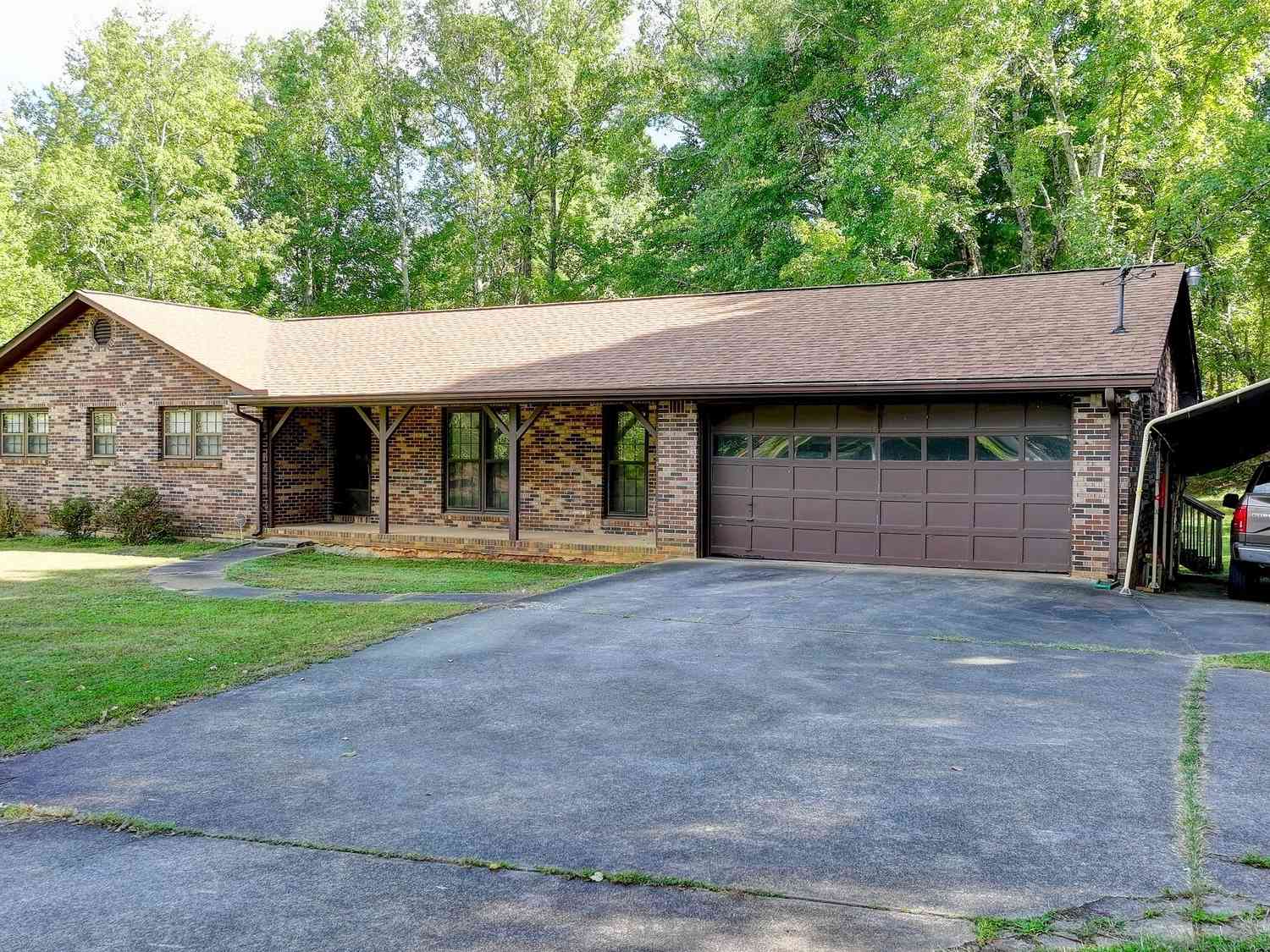 Homes For Sale - 5680 Abbotts Bridge Road<br/> Johns Creek, GA 30097