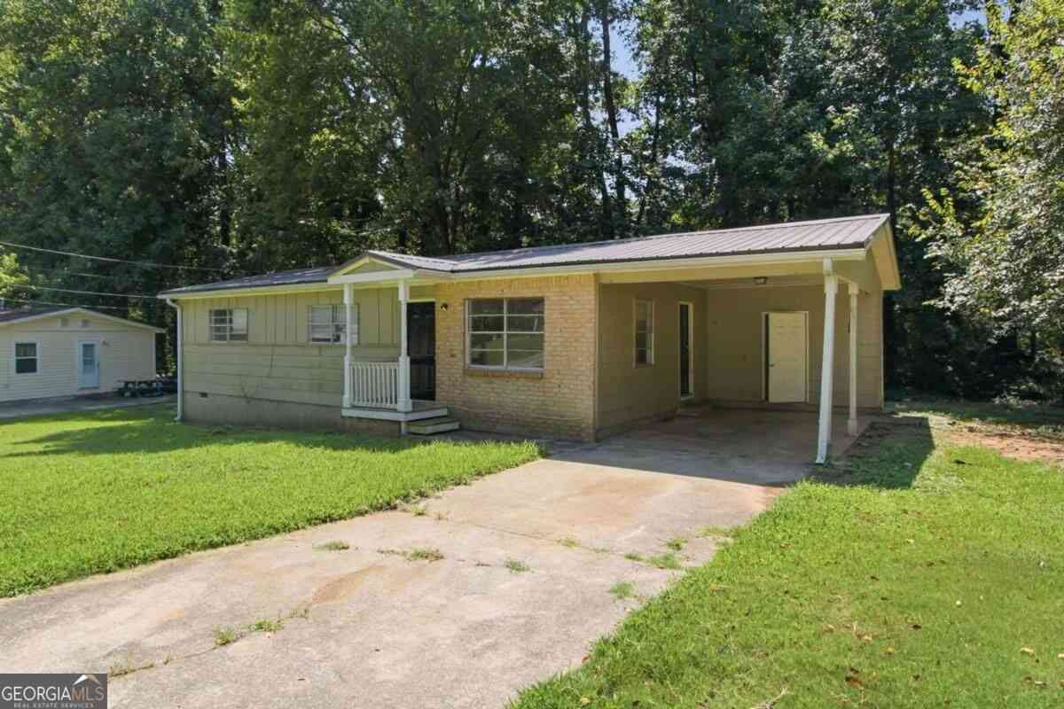 Homes For Sale - 10146 Morris Drive SW<br/> Covington, GA 30014