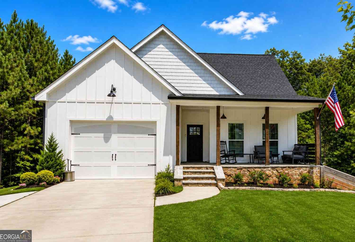 Homes For Sale - 385 Surrey Court<br/> Bremen, GA 30110