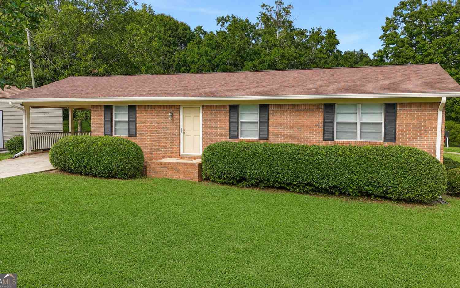 Homes For Sale - 4071 Harmony Circle<br/> Gainesville, GA 30507