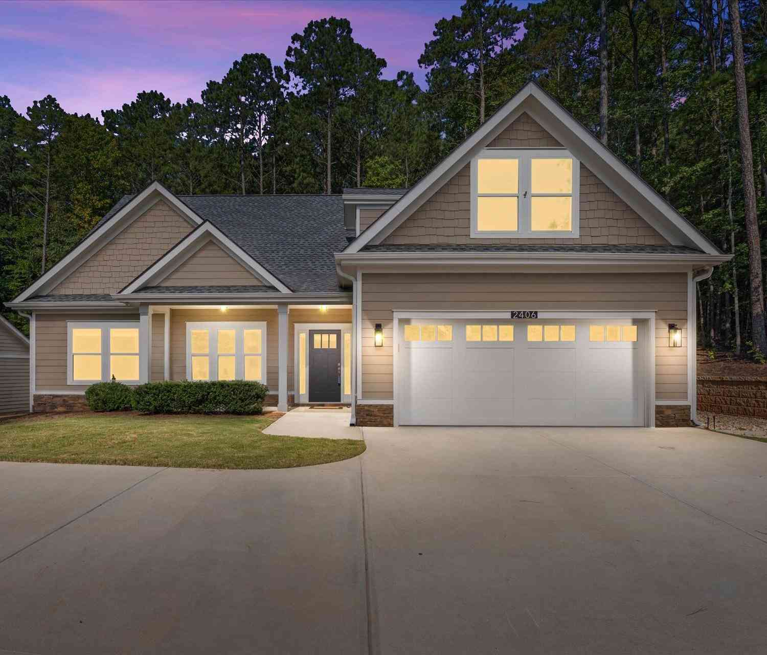 Homes For Sale - 2406 Battle Drive<br/> Villa Rica, GA 30180