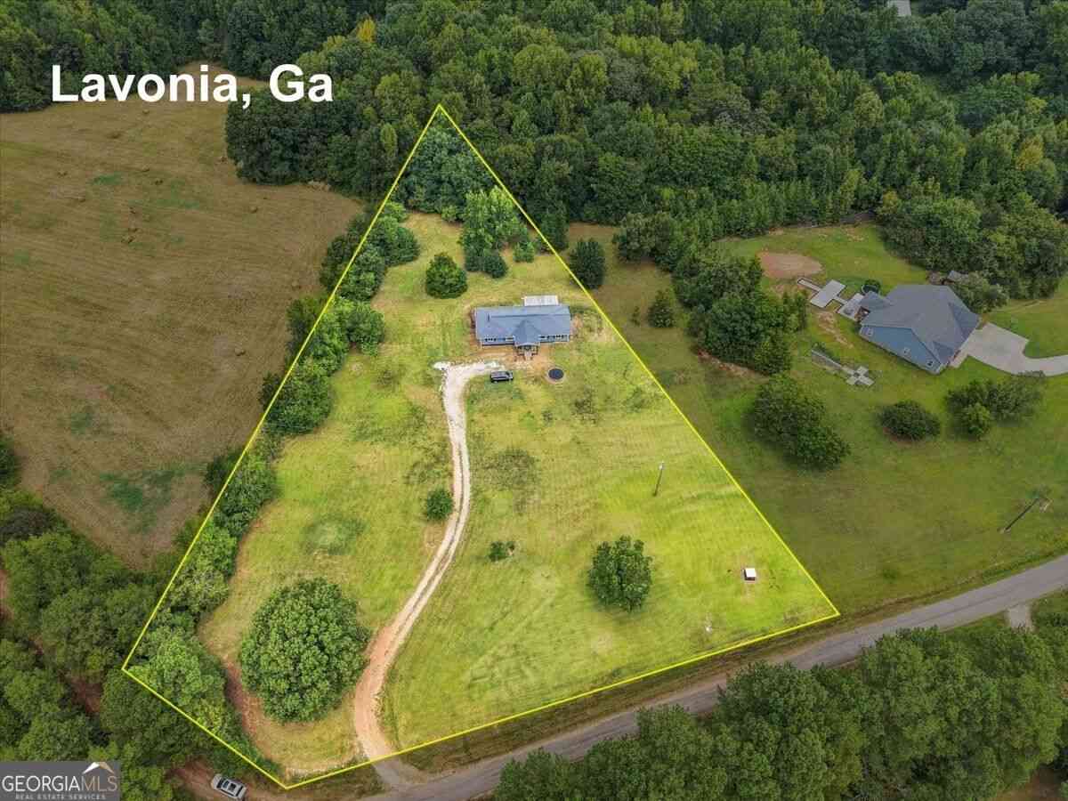 Homes For Sale - 354 Ricks Road<br/> Lavonia, GA 30553