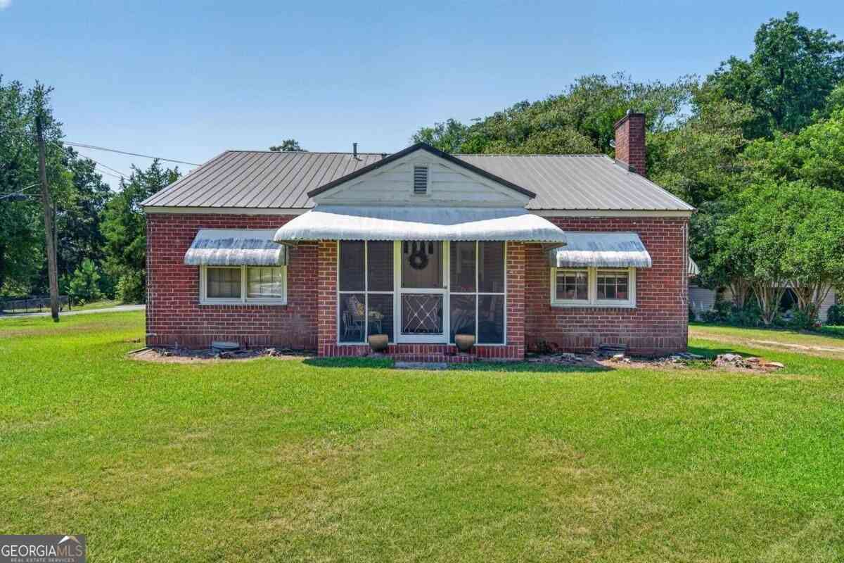 Homes For Sale - 101 Miller Drive<br/> Eatonton, GA 31024