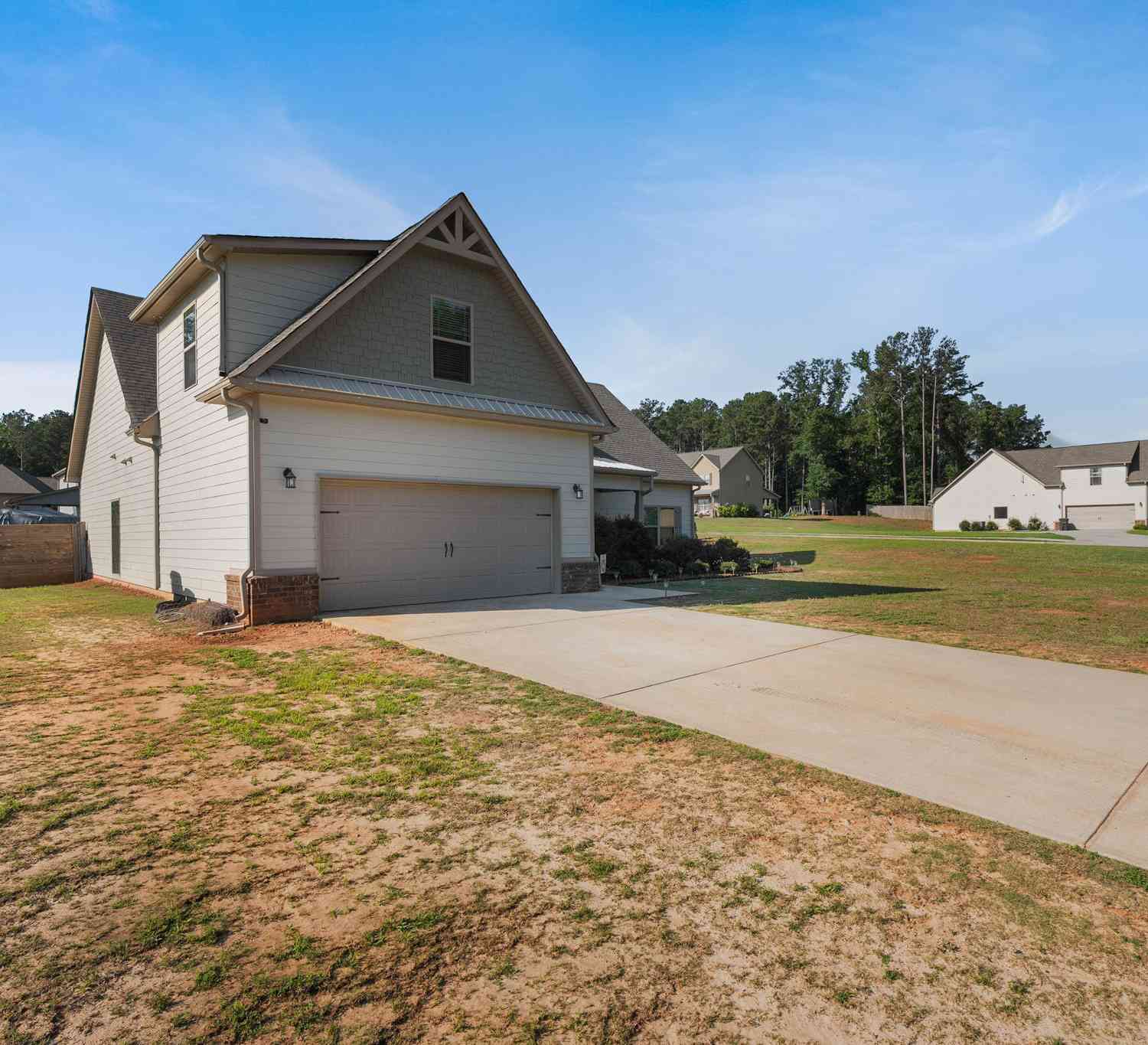 Homes For Sale - 1202 Coldwater Court<br/> Griffin, GA 30224