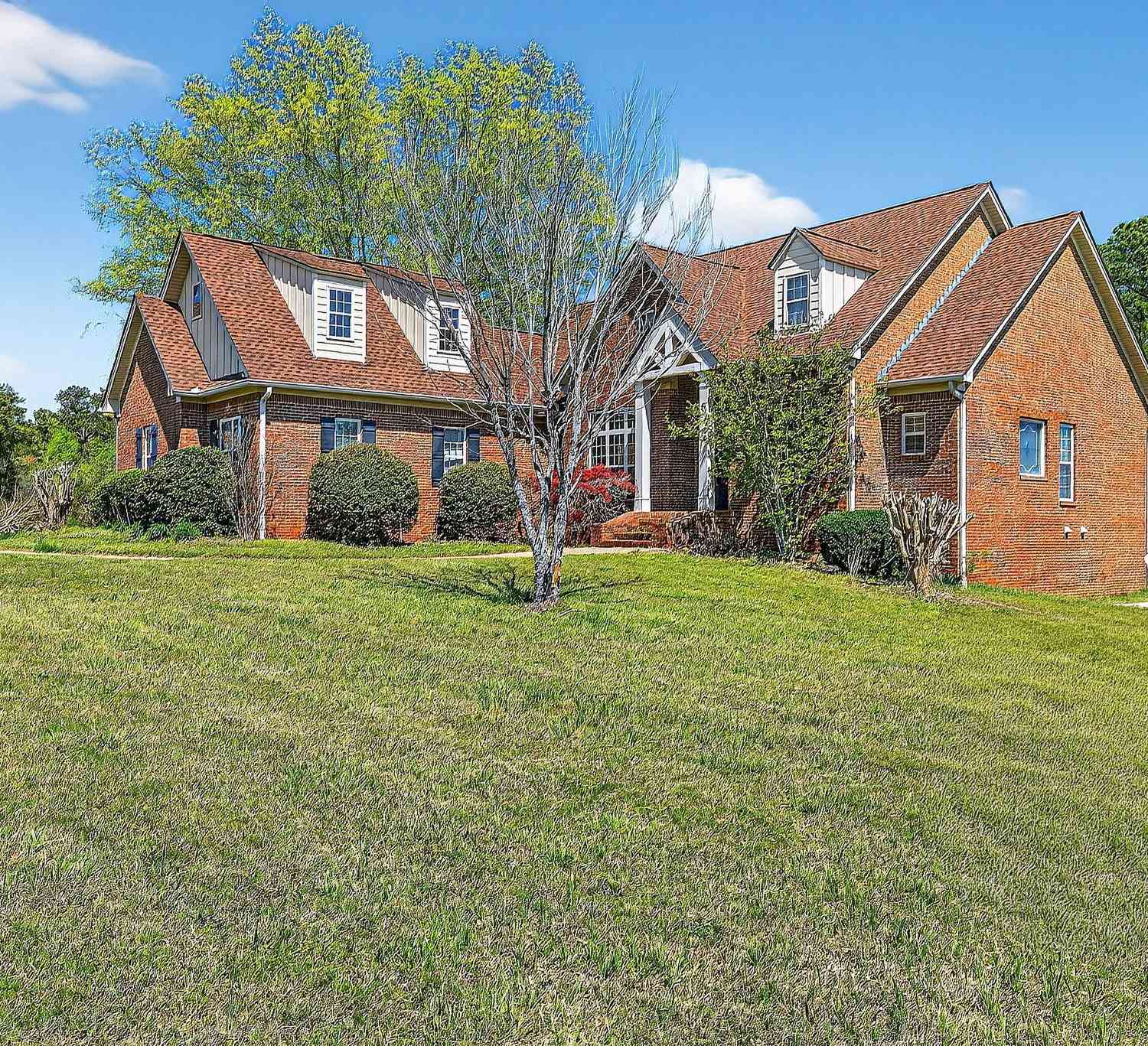 Homes For Sale - 360 Happy Hill Road<br/> Carrollton, GA 30116