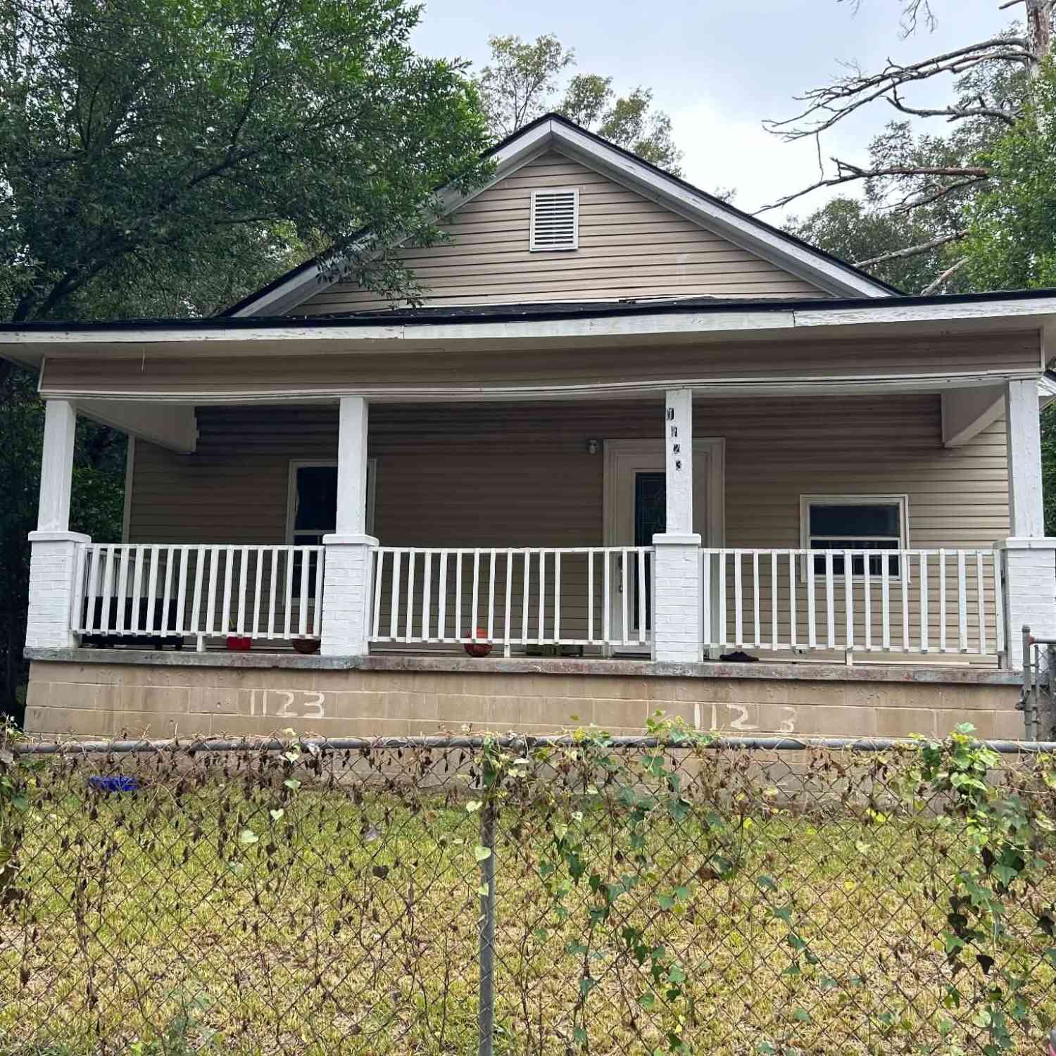 Homes For Sale - 1123 Scotland Avenue<br/> Macon, GA 31204