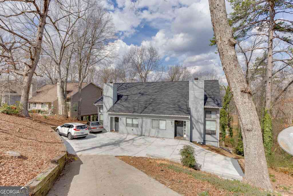 Townhouse For Sale - 3932 Darryl Lane<br/> Gainesville, GA 30506