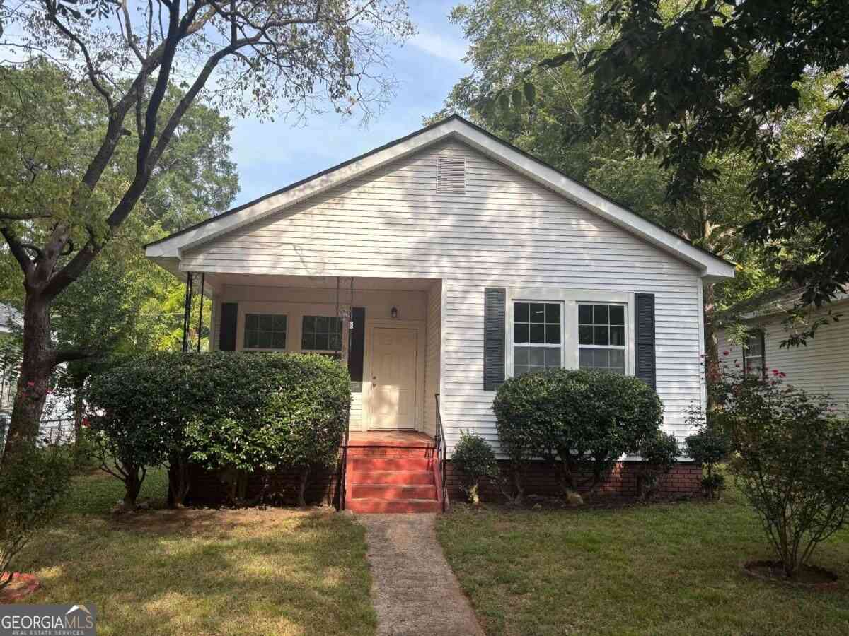 Homes For Sale - 8 Akron Street<br/> Cartersville, GA 30120