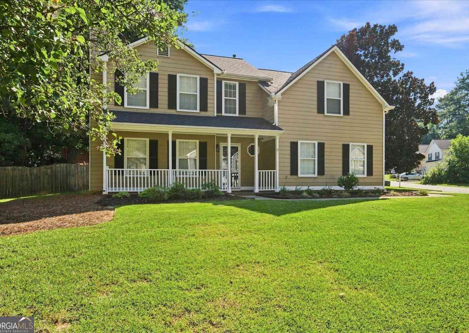 Homes For Sale - 2928 Noah Drive<br/> Acworth, GA 30101