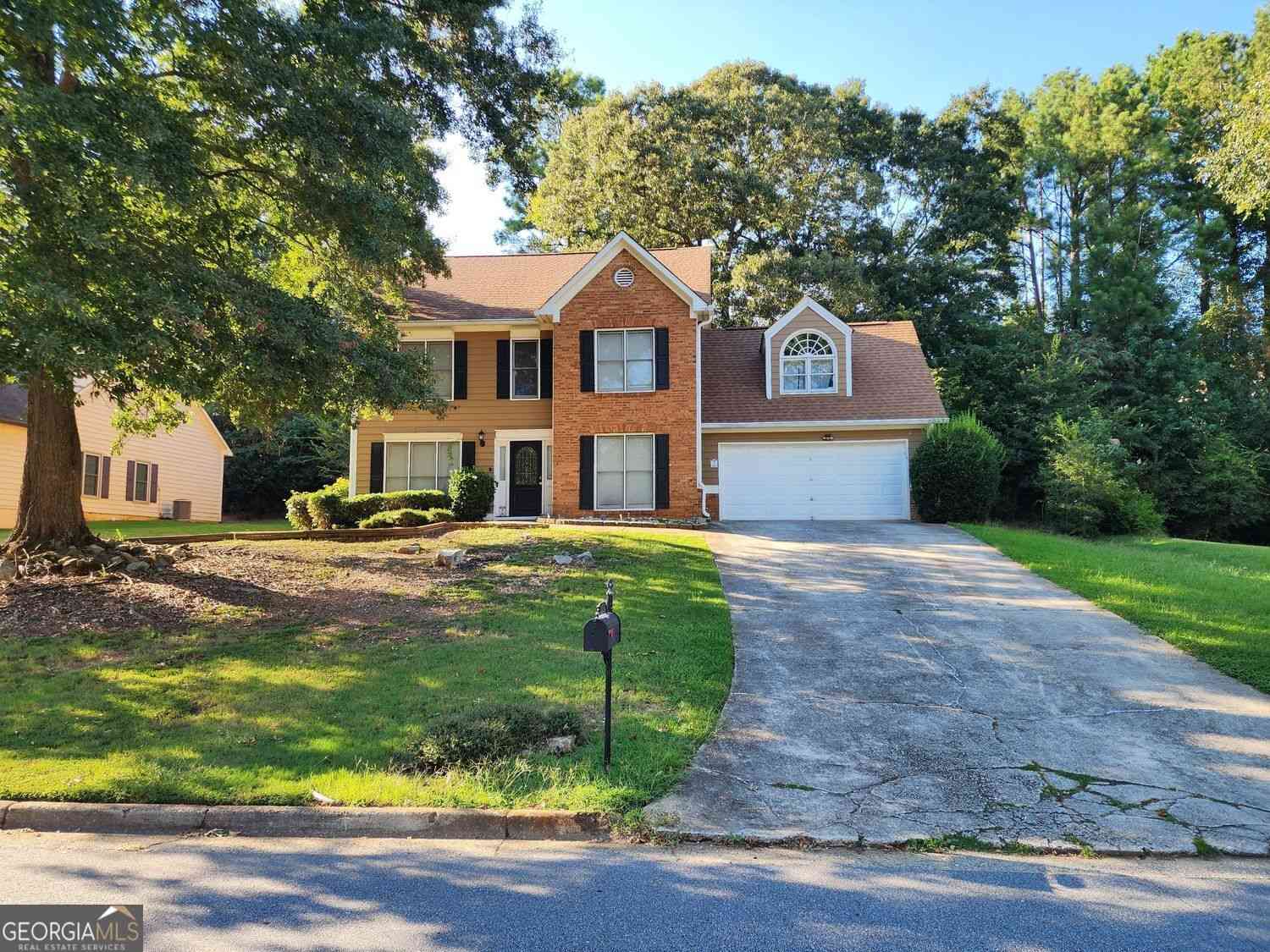 Homes For Sale - 3398 Mosswood Lane<br/> Rex, GA 30273