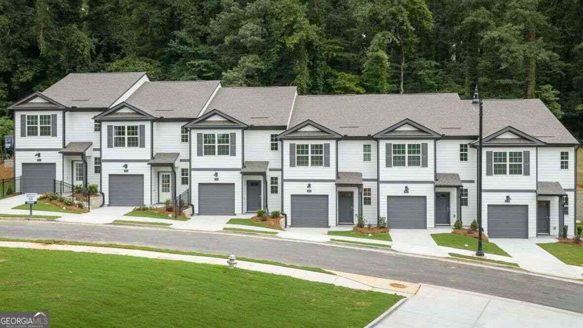 Townhouse For Sale - 2837 Georgia Aster Way NW #39<br/> Atlanta, GA 30318