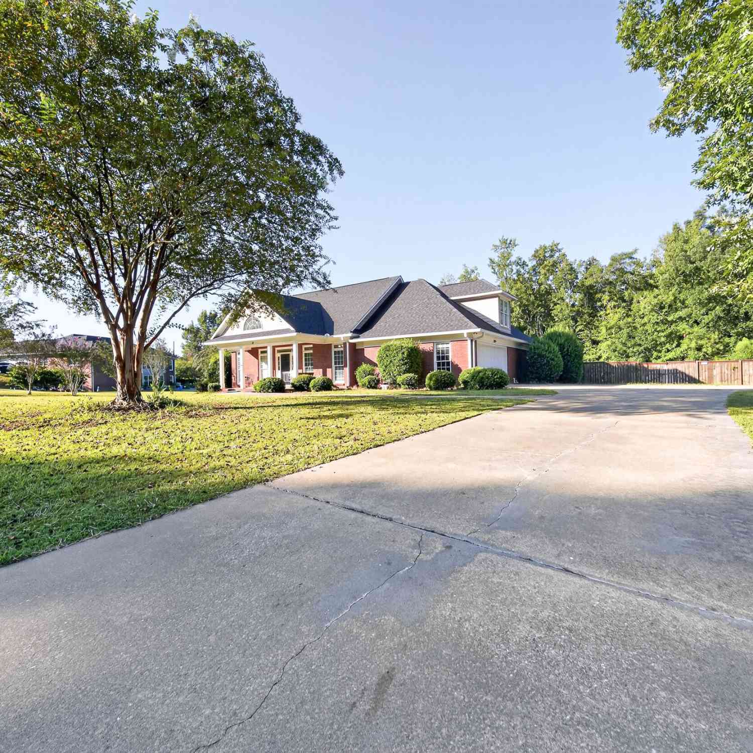 Homes For Sale - 47 Ellerslie Court<br/> Harris County, Ellerslie, GA 31807