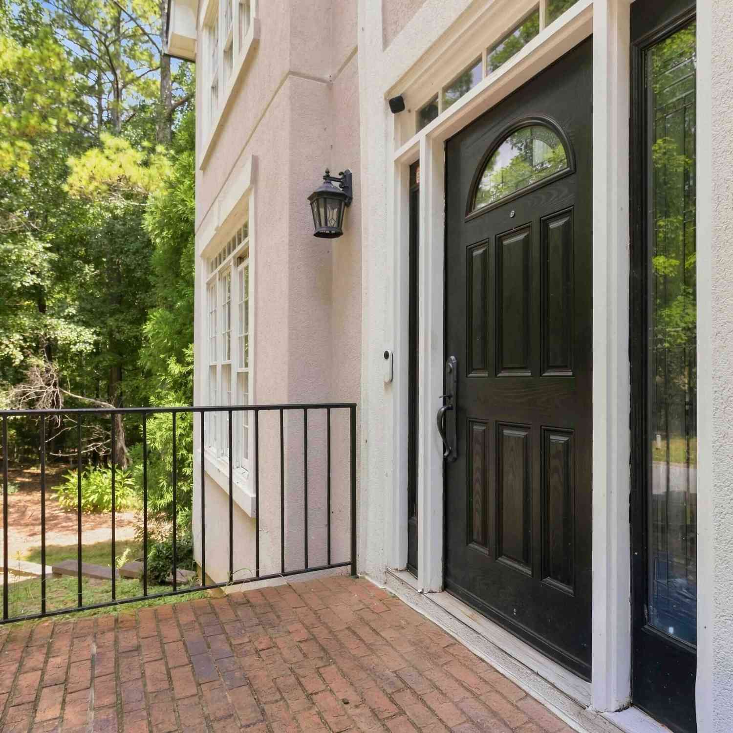 Homes For Sale - 3302 Connemara Trace<br/> Lawrenceville, GA 30044