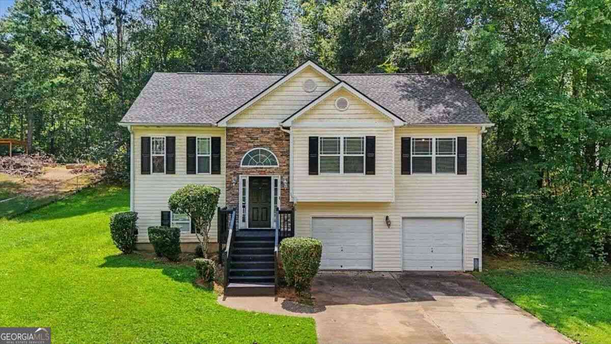 Homes For Sale - 251 Adair Court<br/> Dallas, GA 30157