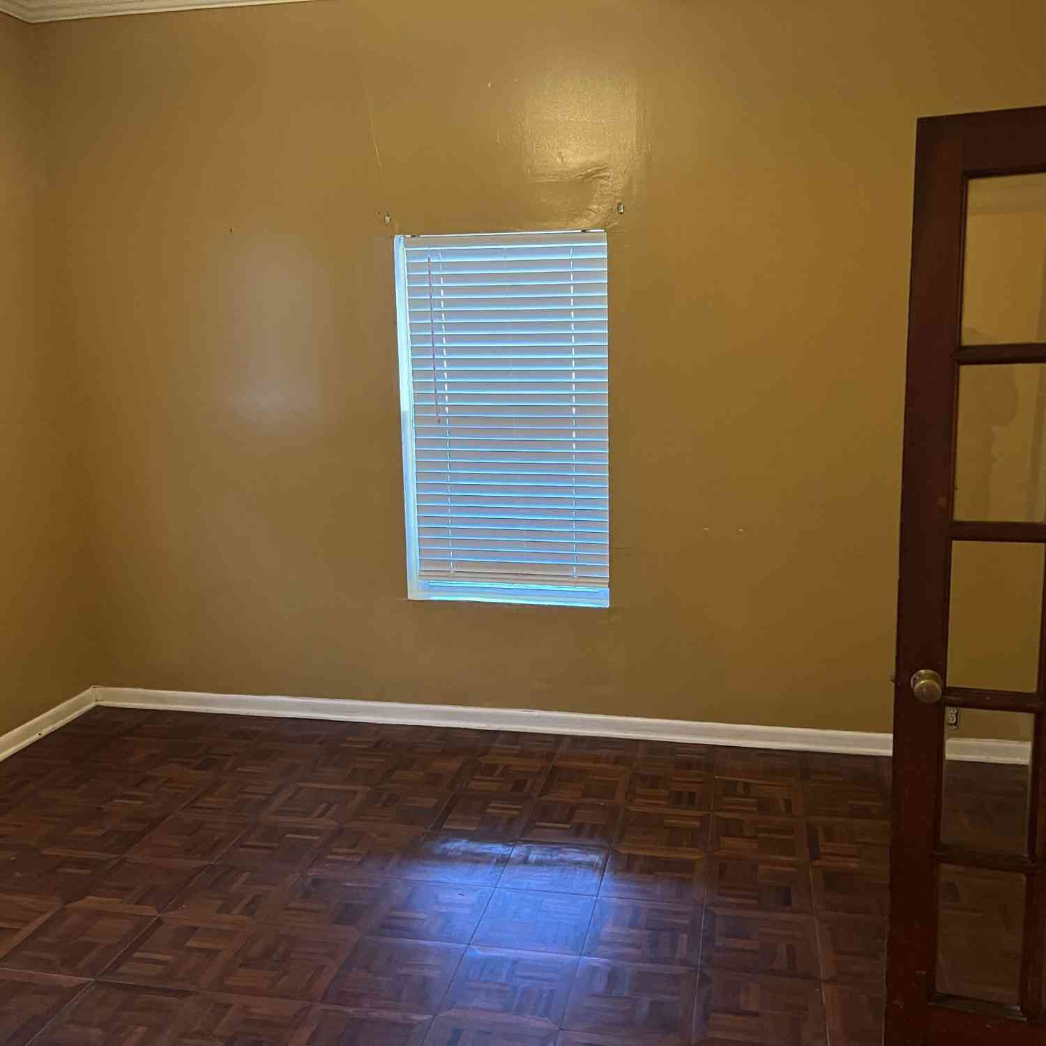 Homes For Sale - 2011 Albany Street<br/> Brunswick, GA 31520