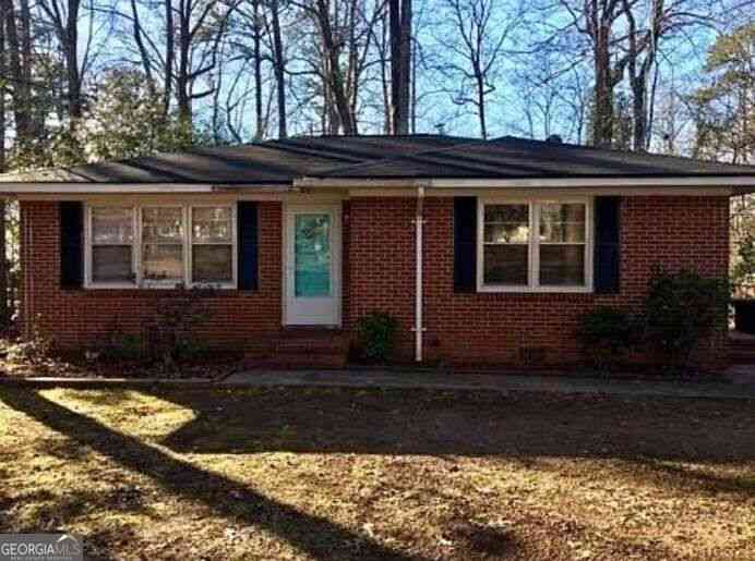Homes For Sale - 719 Sherwood Drive<br/> Griffin, GA 30224