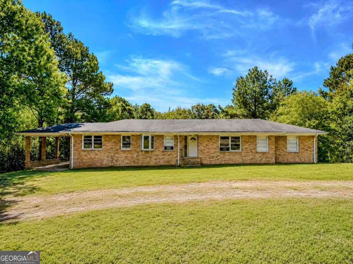 Homes For Sale - 246 Beech Creek Circle<br/> Winder, GA 30680