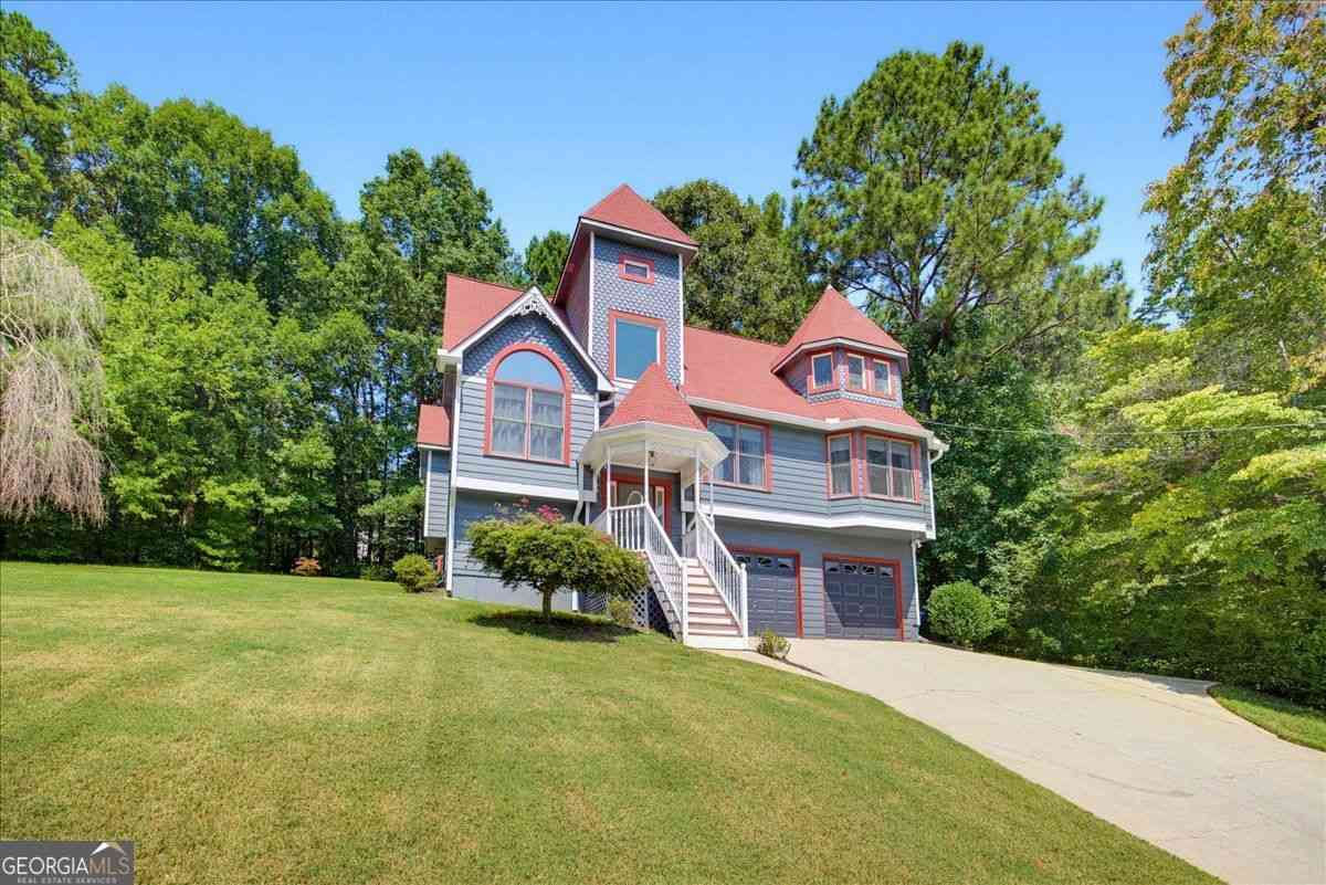Homes For Sale - 51 Chantilly Way<br/> Dallas, GA 30157