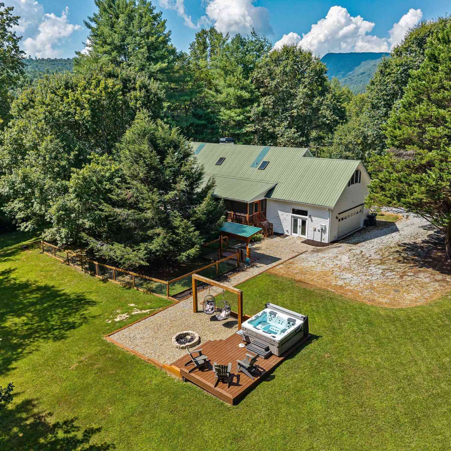 Homes For Sale - 56 Napoleon Lane<br/> Rabun County, Tiger, GA 30576