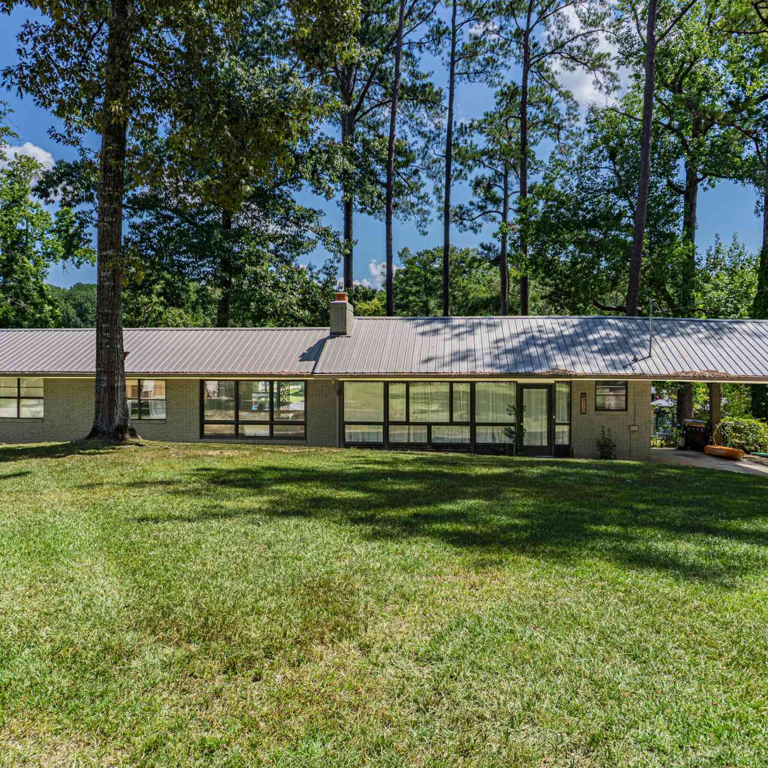 Homes For Sale - 210 Shady Lane Road<br/> Eclectic, AL 36024